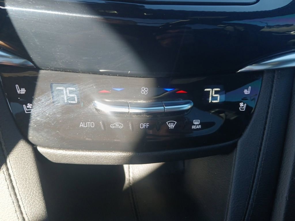 Used 2024 Cadillac XT6 Sport w/ LPO, Onyx Lite Package image 22