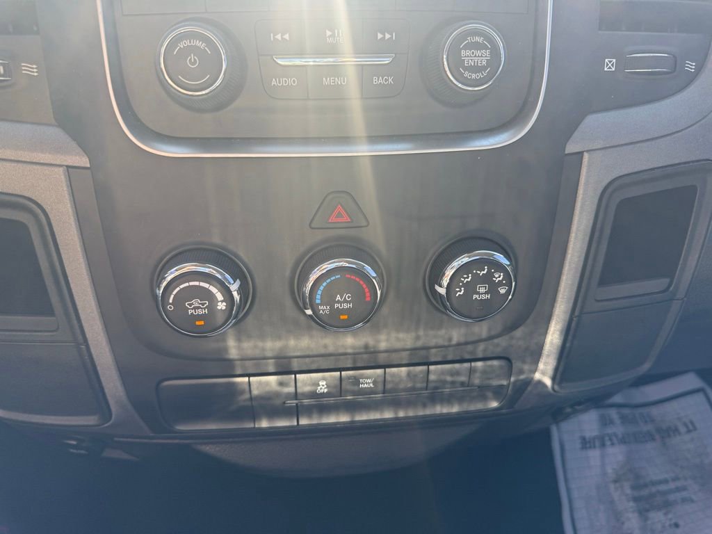 Used 2014 RAM 1500 Express image 24