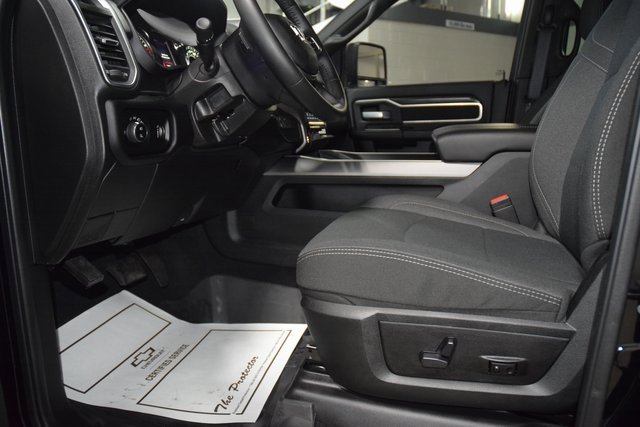 Used 2024 RAM 3500 Big Horn w/ Towing Technology Group image 43