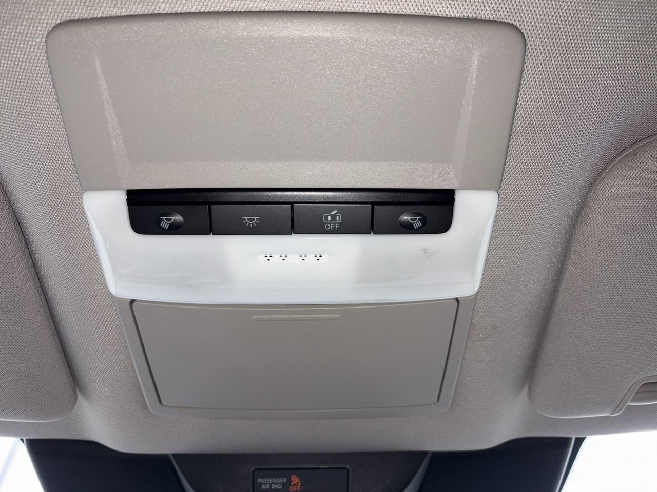 Used 2024 Nissan Pathfinder S FWD image 13