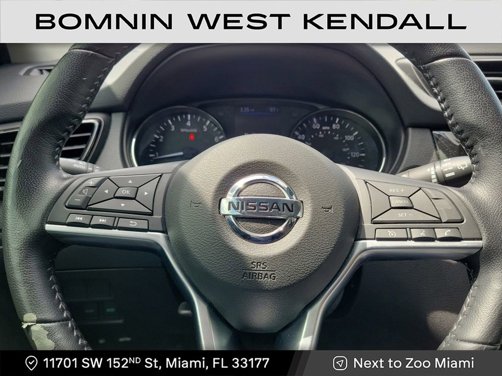 Used 2022 Nissan Rogue Sport SV image 14