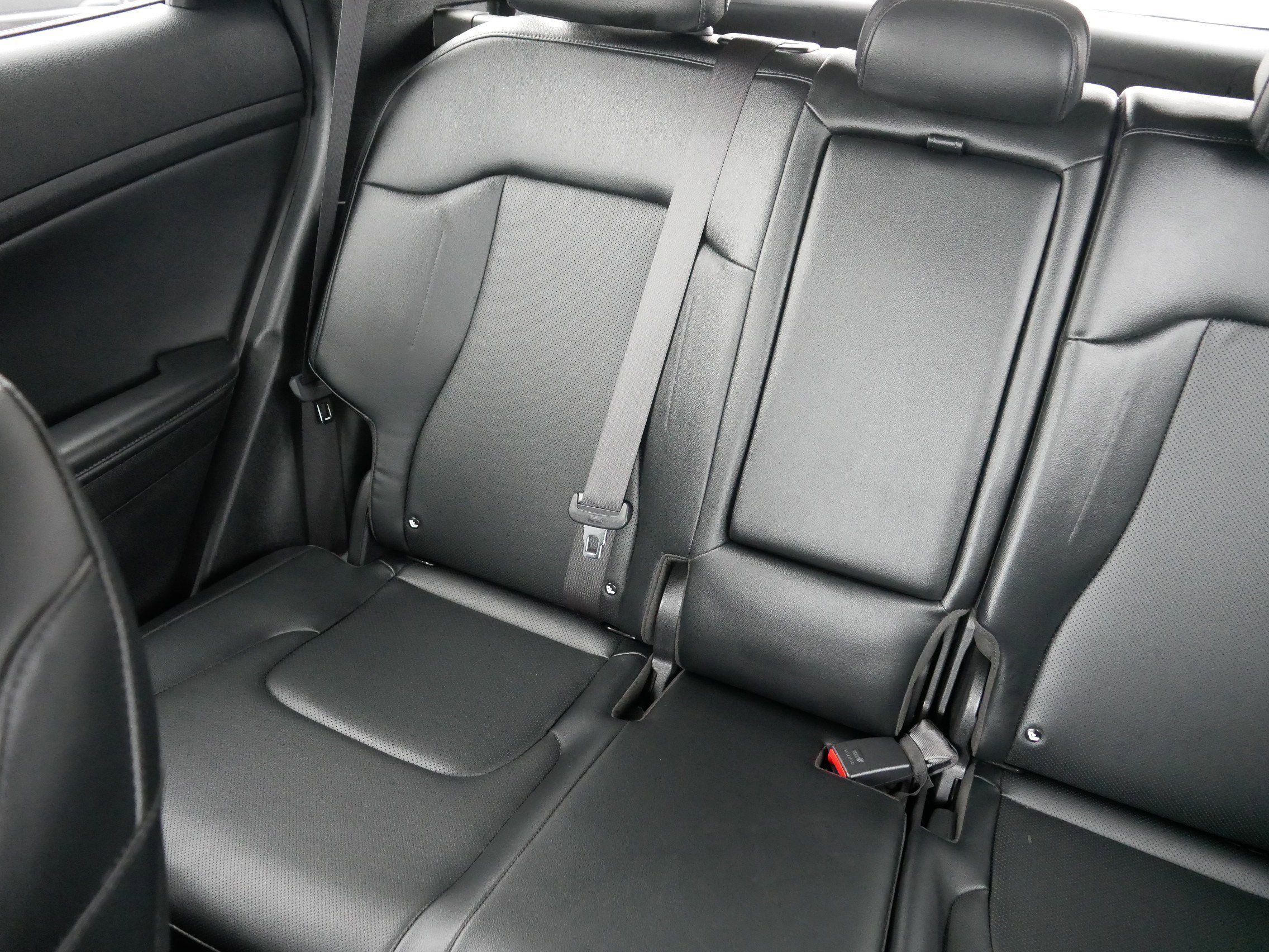 Used 2023 Kia Sportage EX image 12