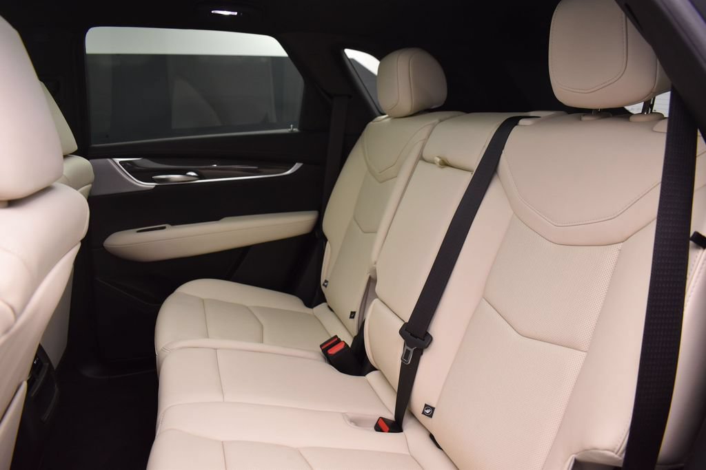 Certified 2023 Cadillac XT5 Sportv w/ Technology Package AWD/4WD image 29