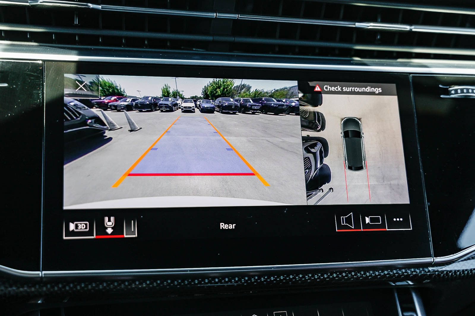 Used 2022 Audi SQ8 Premium Plus AWD/4WD image 25