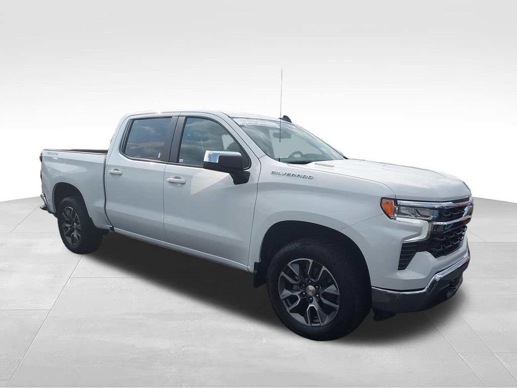 Used 2025 Chevrolet Silverado 1500 LT AWD/4WD image 7
