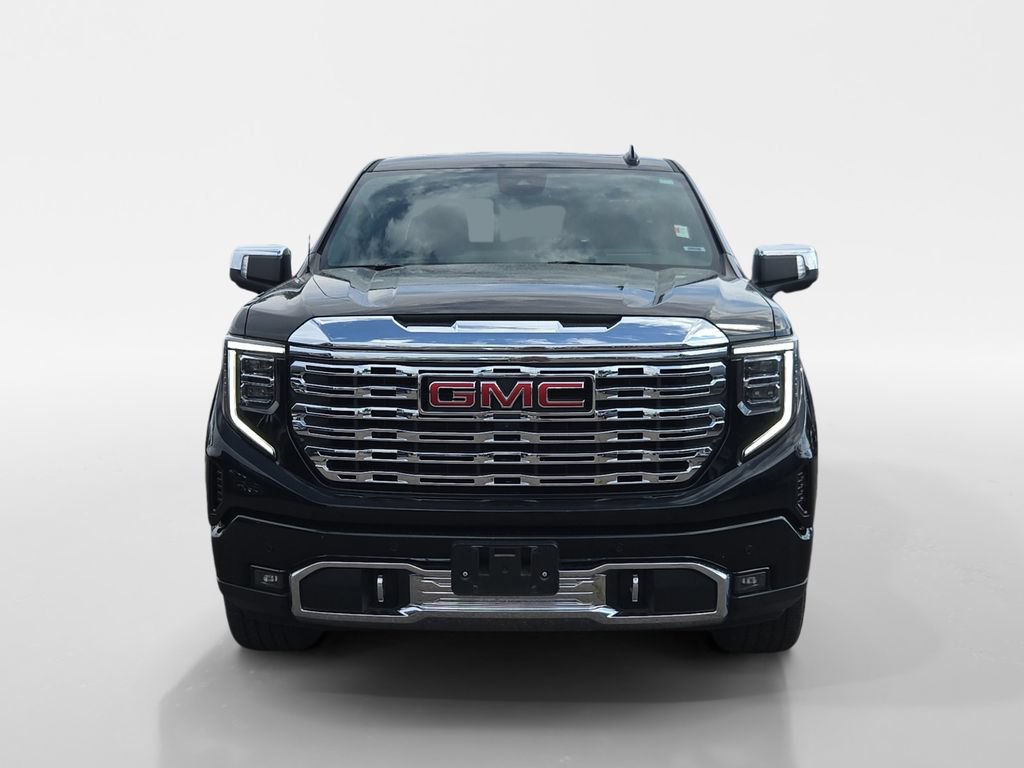 Used 2024 GMC Sierra 1500 Denali w/ Denali Reserve Package AWD/4WD image 9