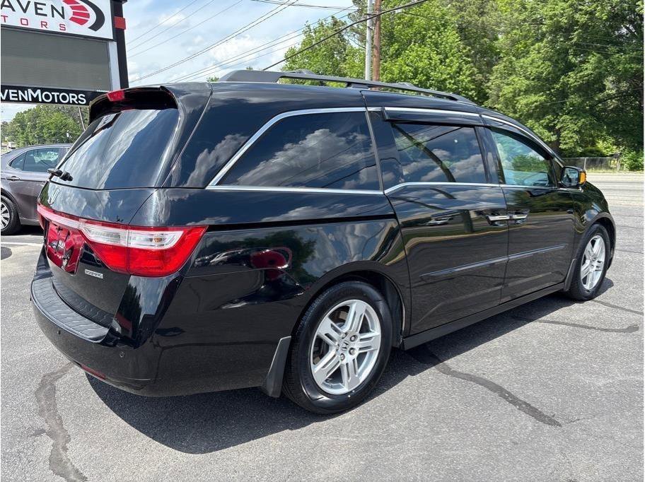 Used 2013 Honda Odyssey Touring image 6