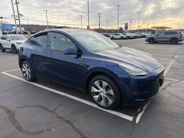 Used 2023 Tesla Model Y Long Range image 1