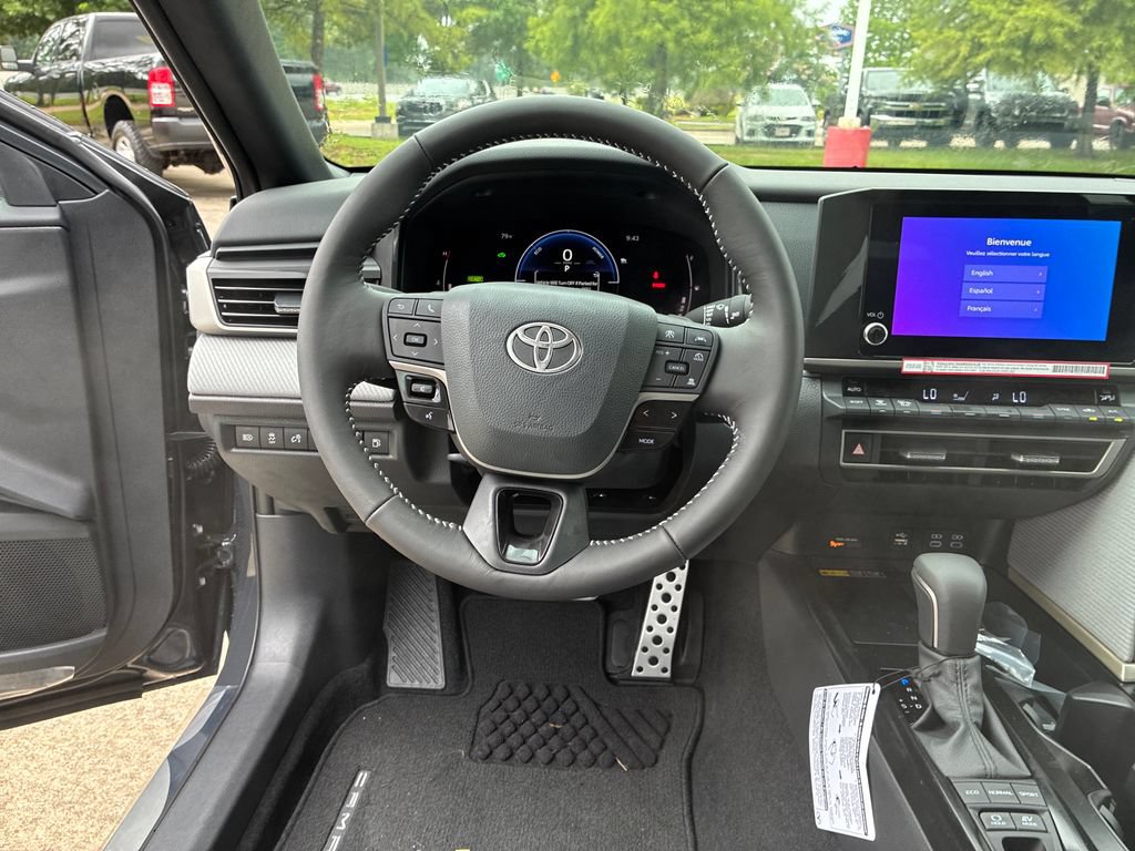 New 2026 Toyota Camry SE FWD image 18