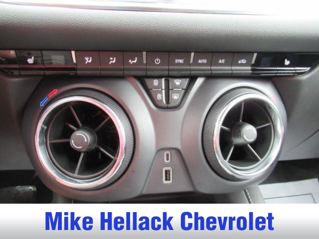 Used 2023 Chevrolet Blazer LT w/ Convenience Package image 32