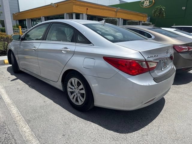 Used 2012 Hyundai Sonata GLS FWD image 4