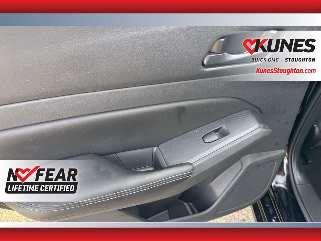 Used 2024 Nissan Altima 2.5 SV AWD/4WD image 36