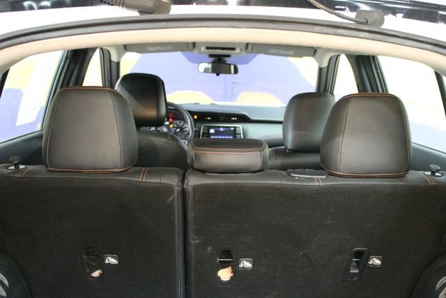 Used 2020 Nissan Kicks SR w/ SR Premium Package image 11