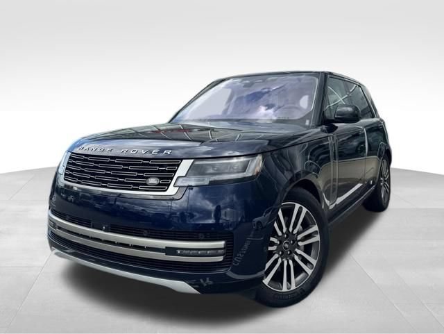 Used 2023 Land Rover Range Rover SE AWD/4WD image 3