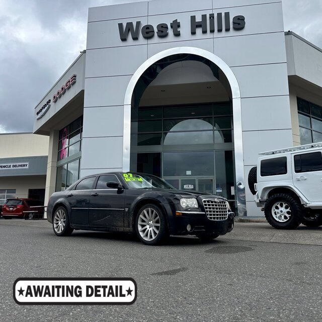 Used 2007 Chrysler 300 C w/ SRT Design Group RWD image 1