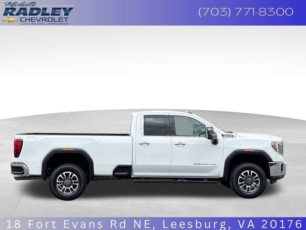 Used 2022 GMC Sierra 2500 SLT w/ Snow Plow Prep/Camper Package AWD/4WD image 7