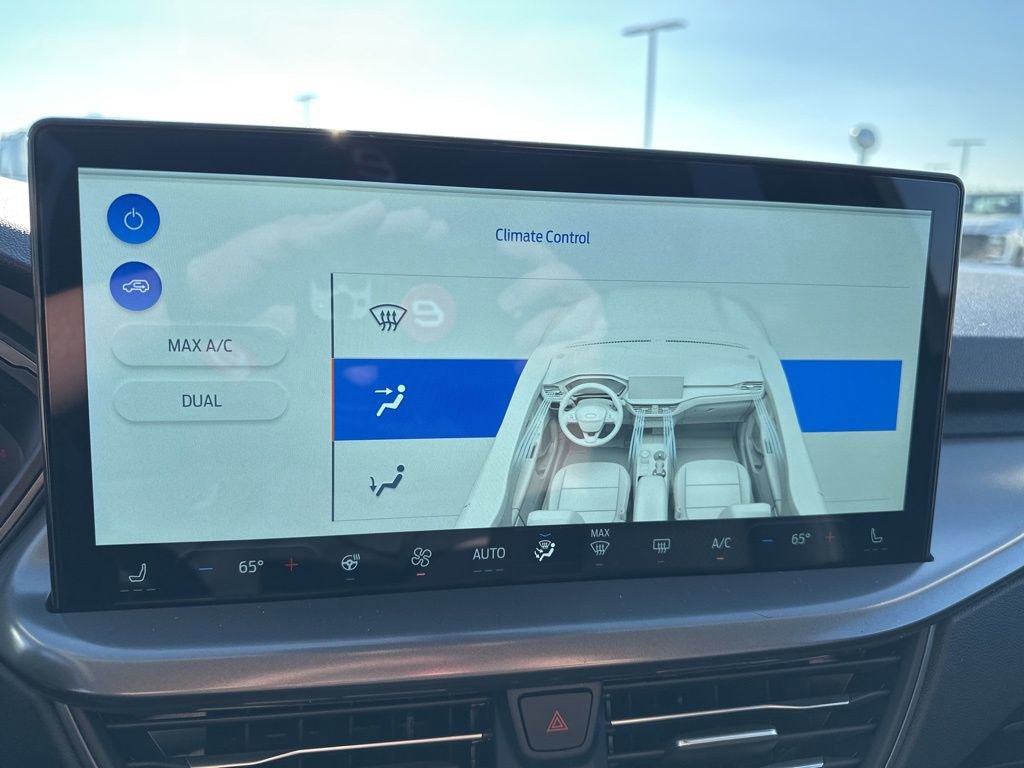 New 2026 Ford Escape SE image 25