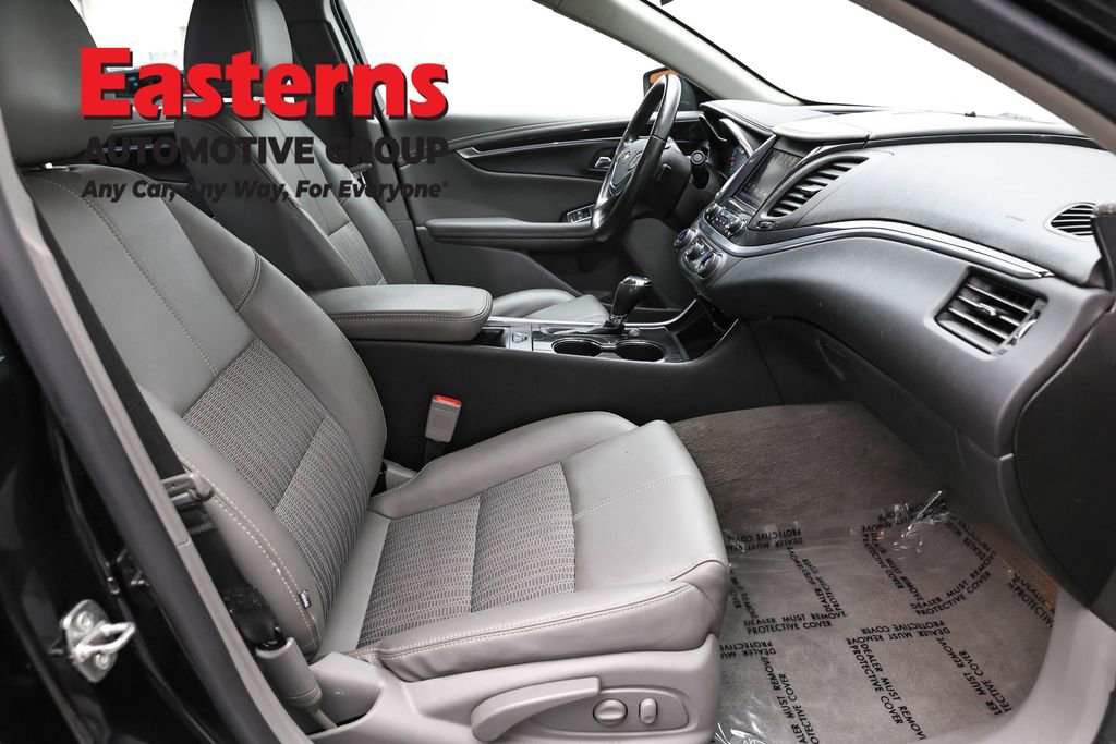 Used 2019 Chevrolet Impala LT FWD image 24