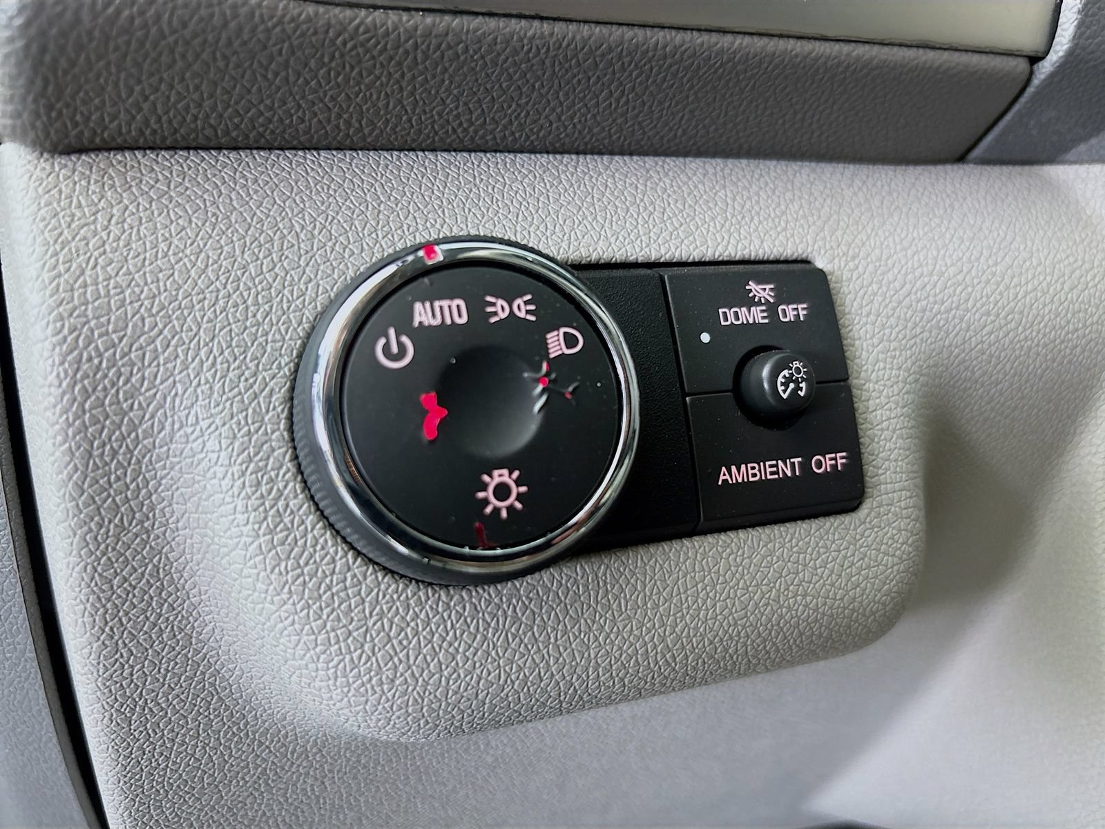 Used 2013 GMC Acadia SLE FWD image 10