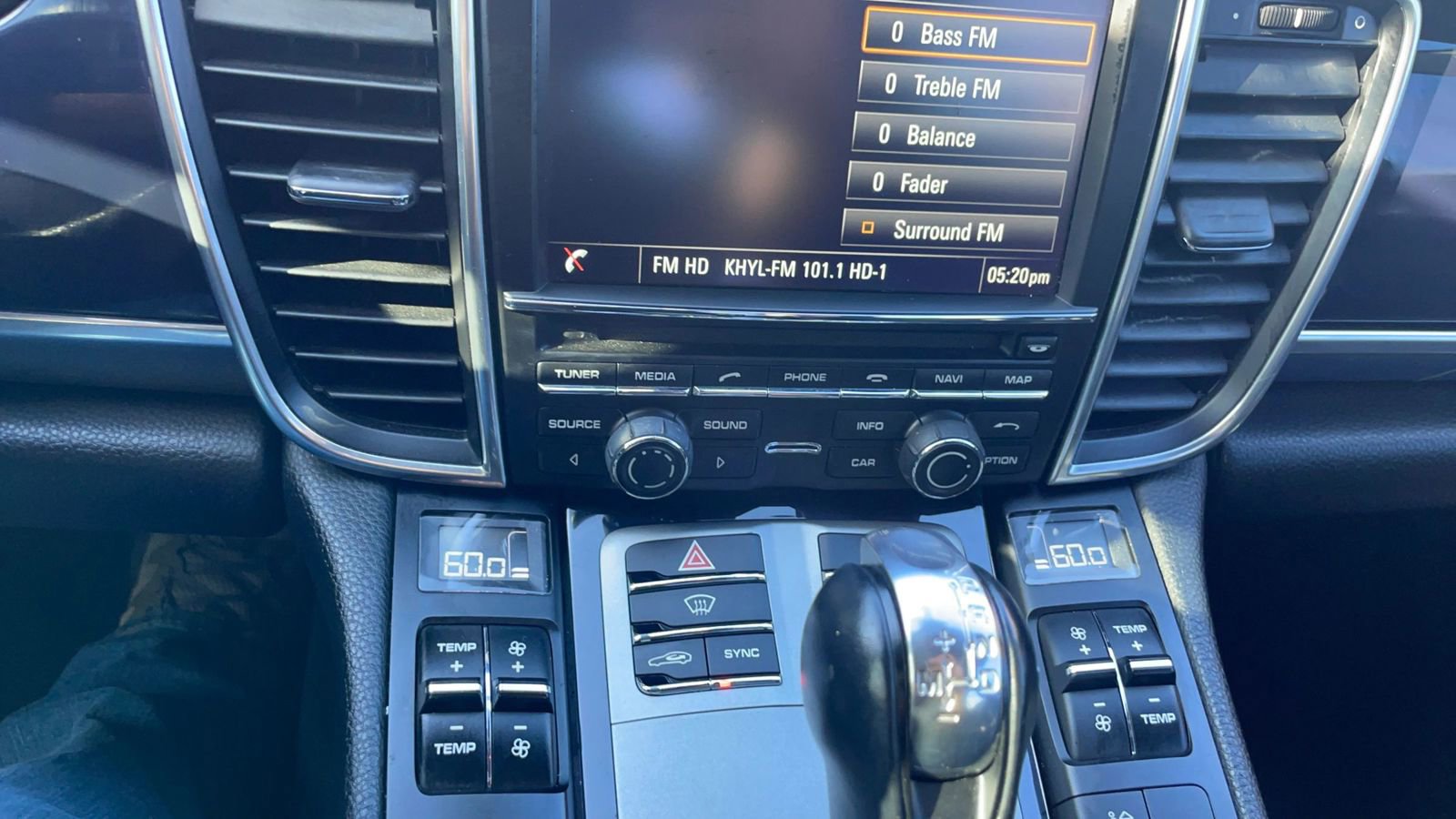 Used 2015 Porsche Panamera S RWD image 13