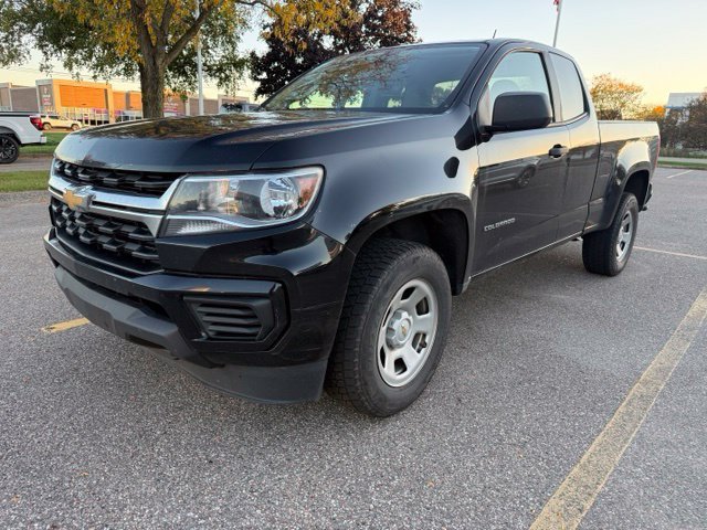 Used 2022 Chevrolet Colorado W/T w/ WT Convenience Package AWD/4WD image 2