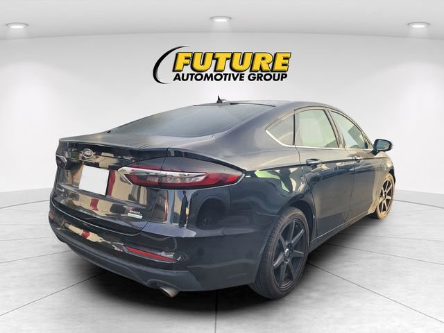 Used 2020 Ford Fusion SEL image 3