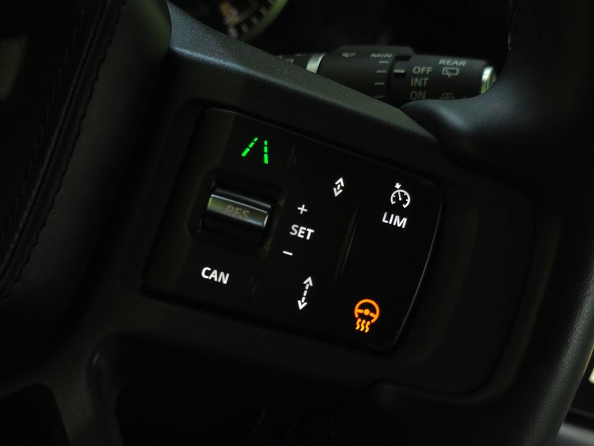 Used 2023 Land Rover Defender 130 X AWD/4WD image 64