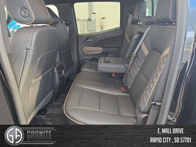 New 2026 GMC Canyon Denali w/ LPO, Denali Black Edition image 24