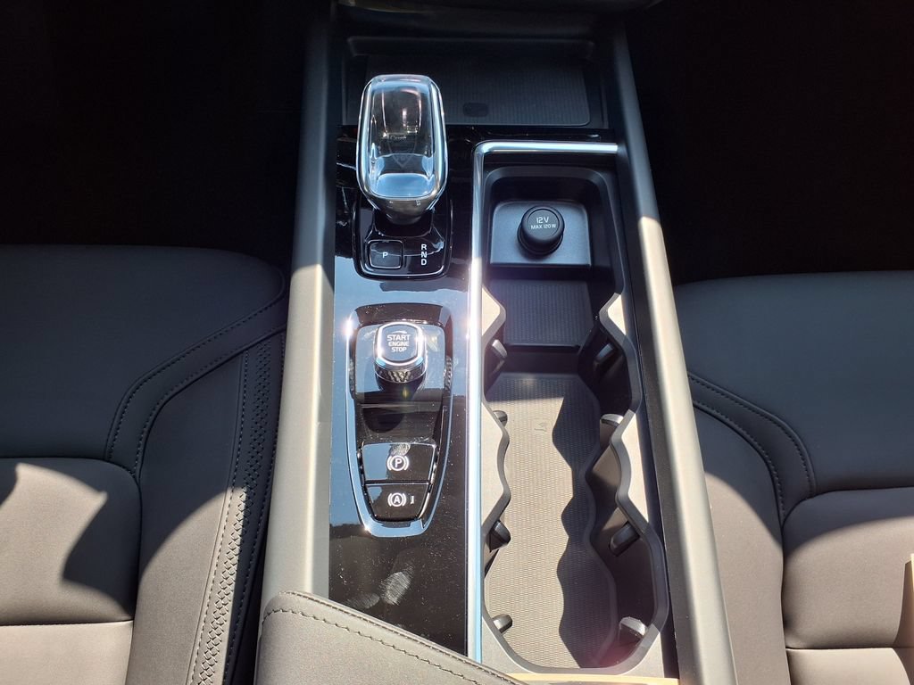 New 2026 Volvo XC60 B5 Plus w/ Protection Package Premier AWD/4WD image 30