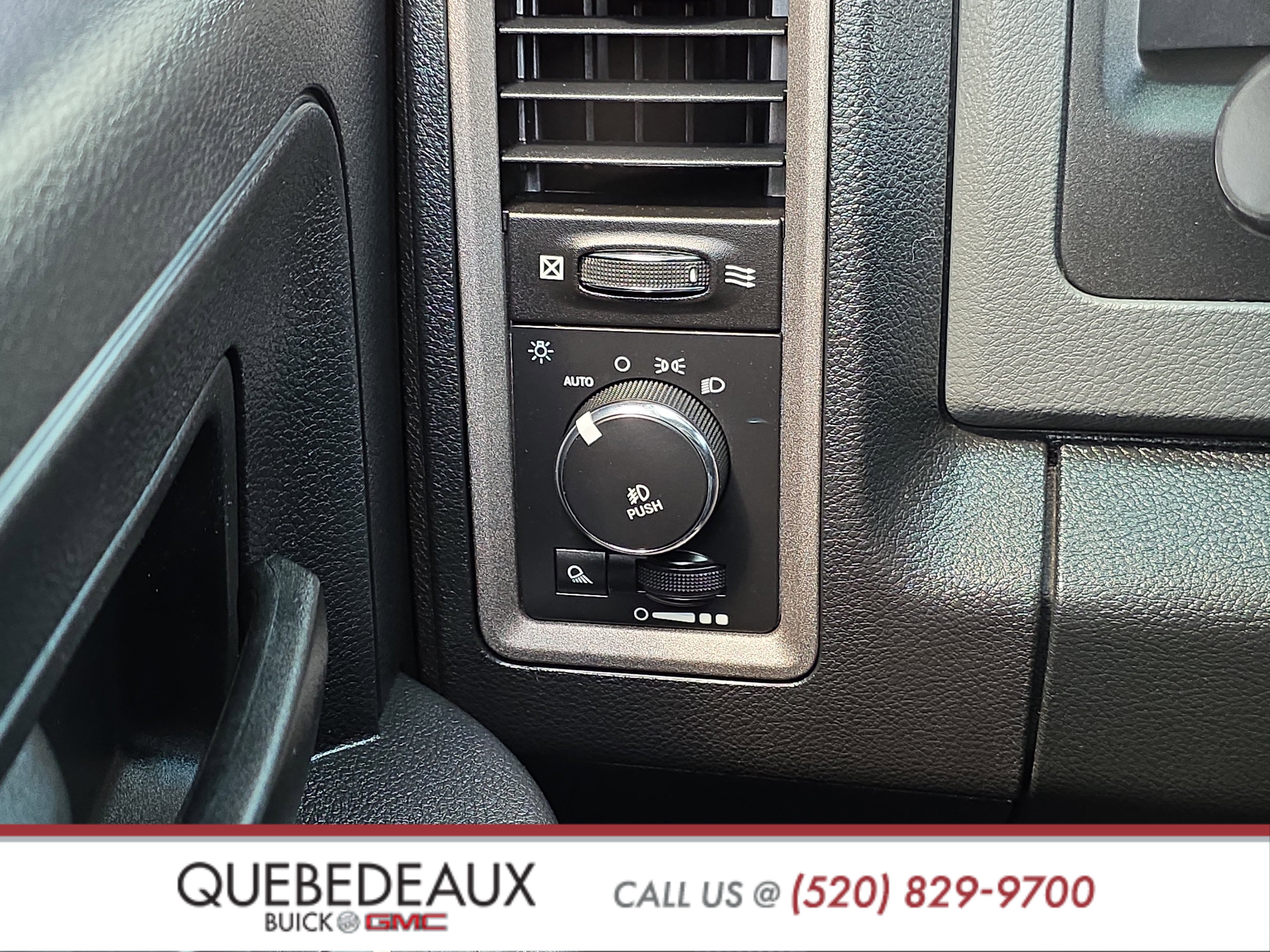 Used 2016 RAM 1500 Express RWD image 23