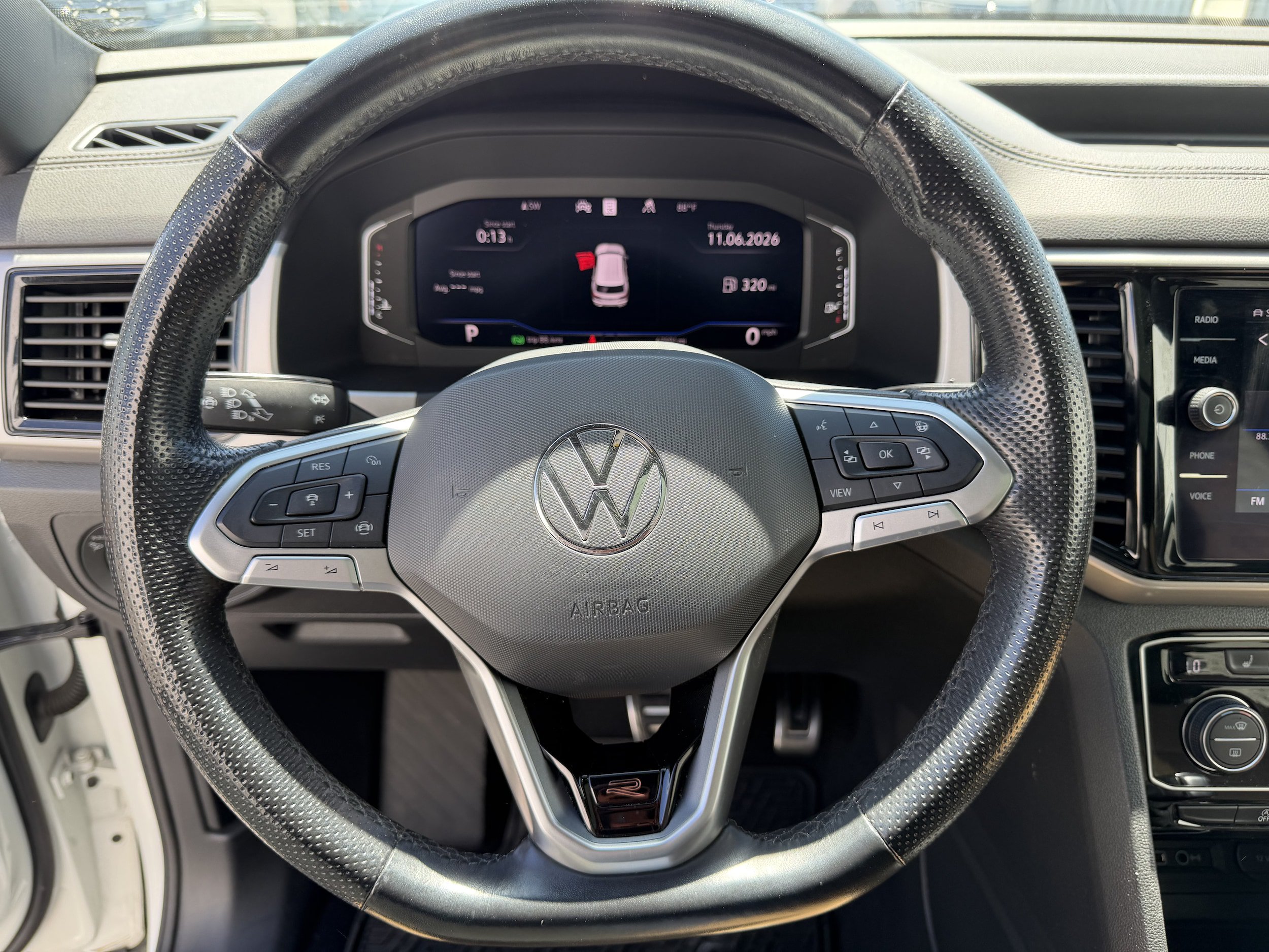 Used 2020 Volkswagen Atlas Cross Sport SEL Premium R-Line AWD/4WD image 15