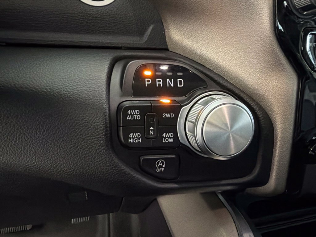 Used 2022 RAM 1500 Laramie AWD/4WD image 9