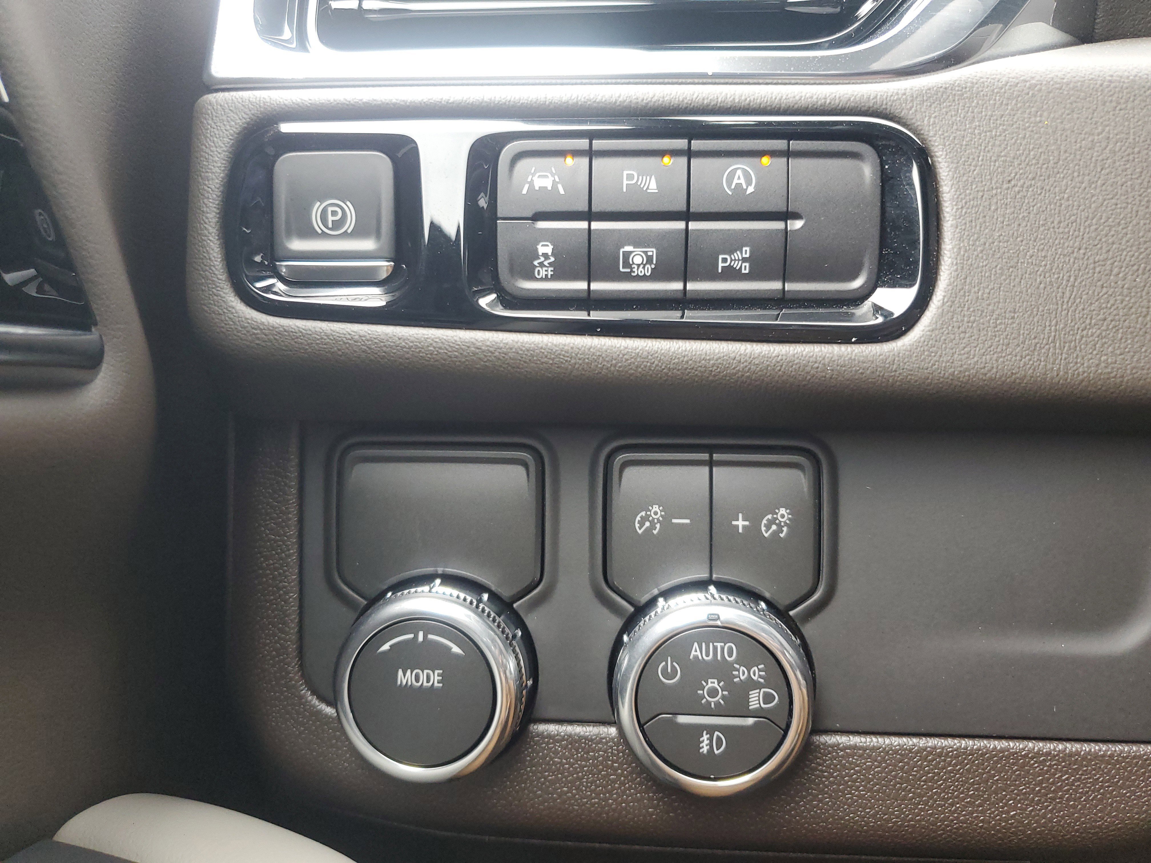 New 2026 GMC Yukon Elevation image 29