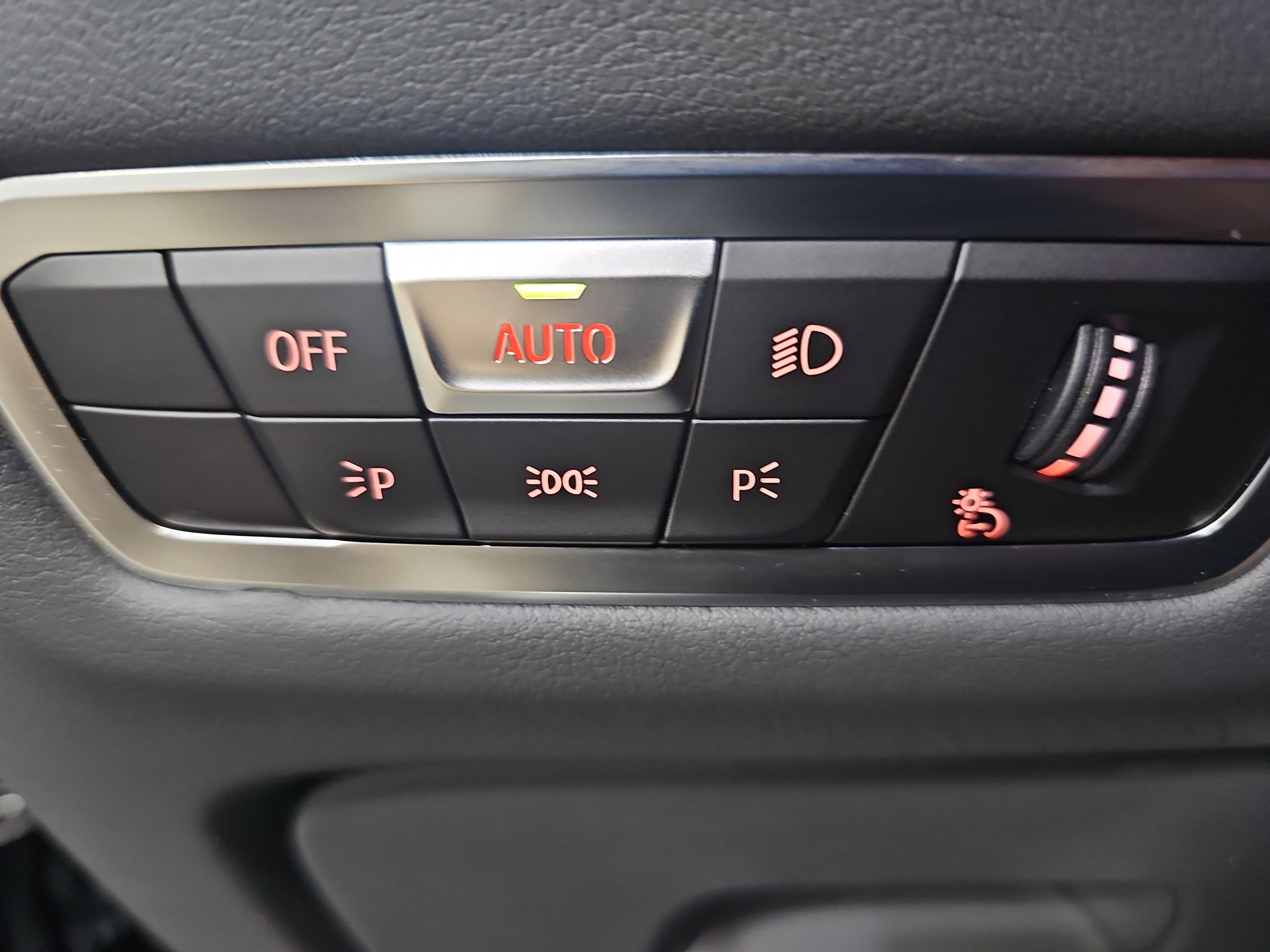 Used 2023 BMW XM AWD/4WD image 28