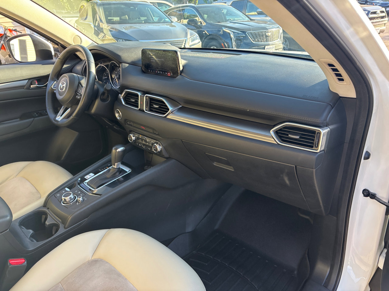 Used 2018 MAZDA CX-5 Touring image 16