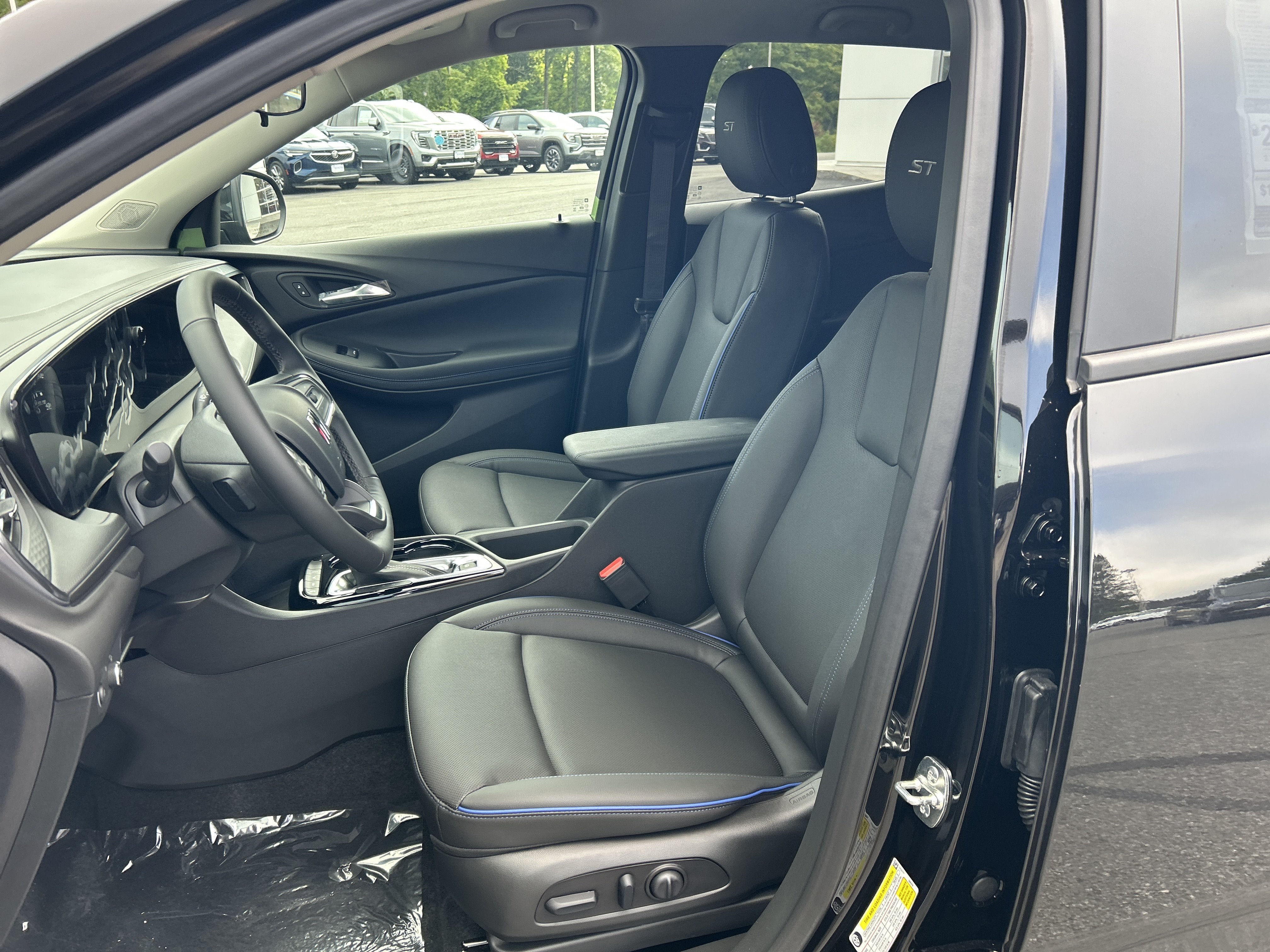 New 2026 Buick Encore GX Sport Touring w/ Advanced Technology Package AWD/4WD image 20