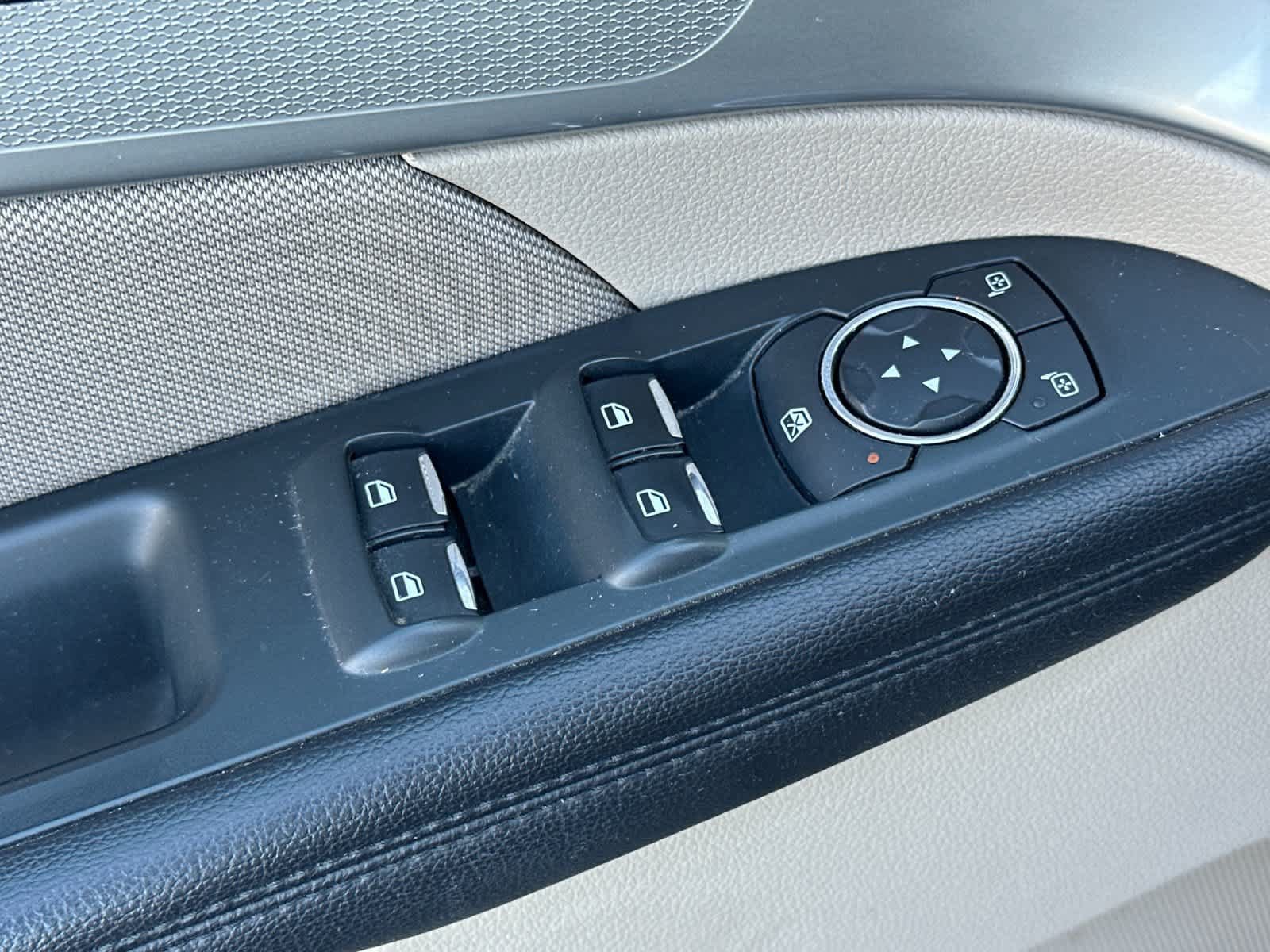 Used 2018 Ford Explorer FWD image 14