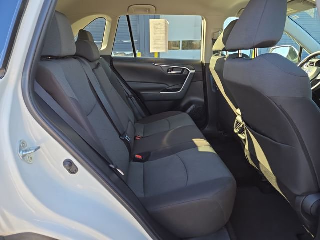 Used 2023 Toyota RAV4 XLE image 32
