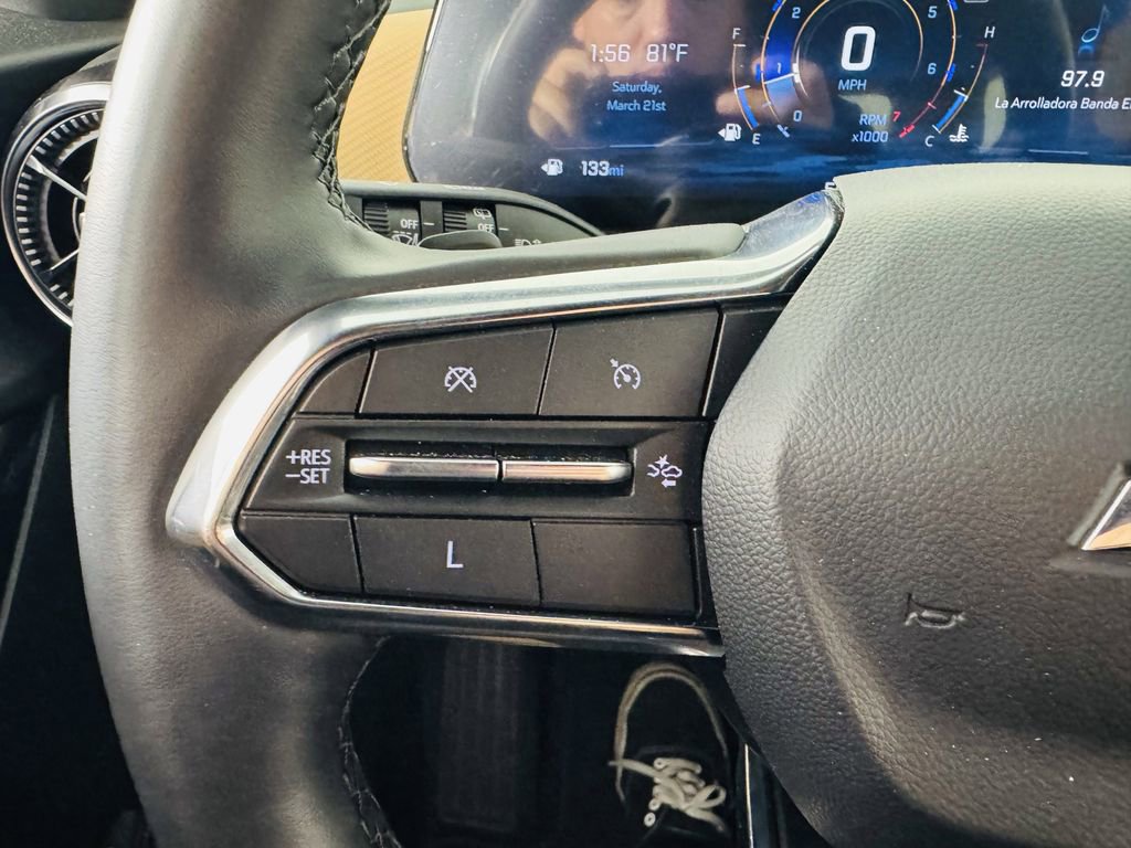 Used 2025 Chevrolet Equinox ACTIV w/ Safety and Technology Package image 13