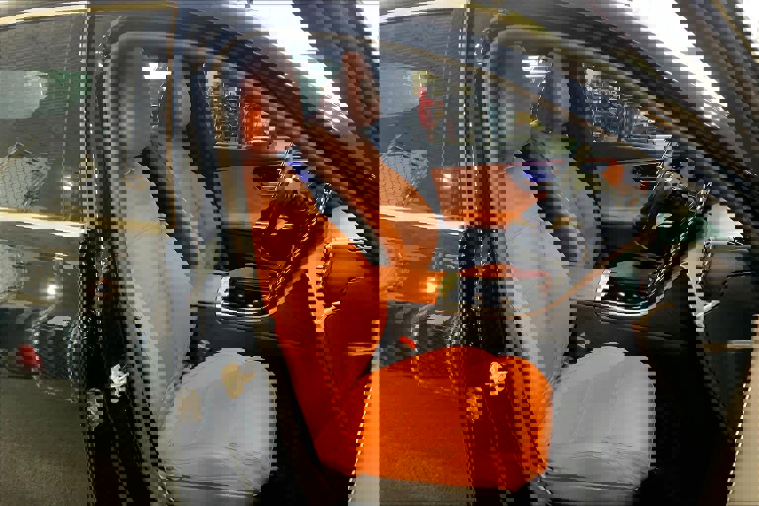 Used 2024 Mercedes-Benz C 300 Sedan w/ Exclusive Trim Package image 9