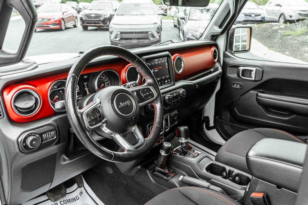 Used 2021 Jeep Wrangler Rubicon w/ Uconnect 4C Nav & Sound Group AWD/4WD image 9