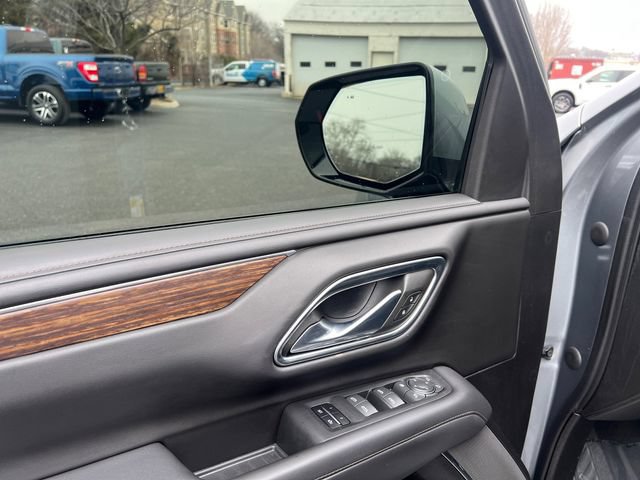 Used 2023 Chevrolet Tahoe High Country AWD/4WD image 11