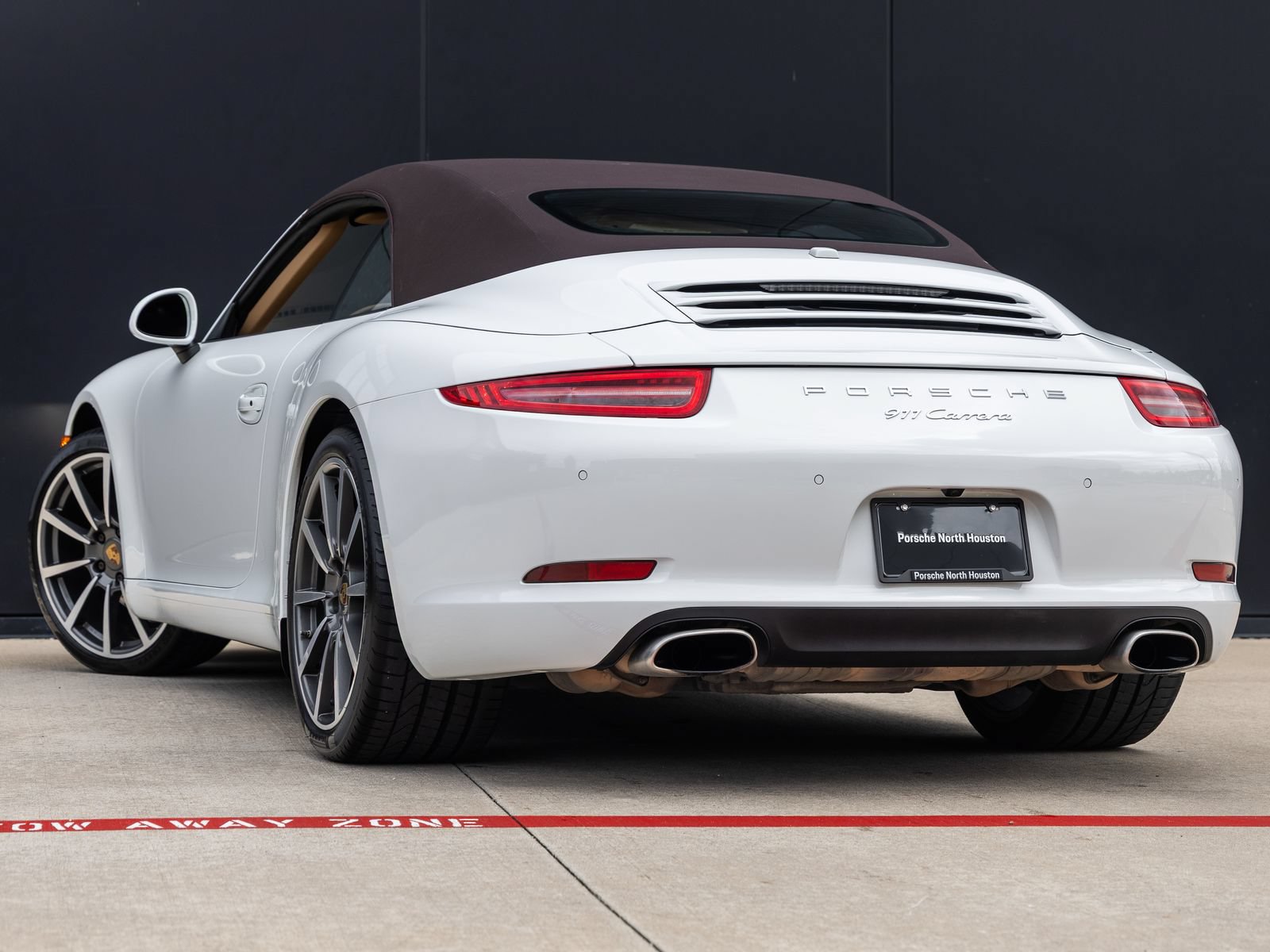 Used 2015 Porsche 911 Carrera RWD image 10