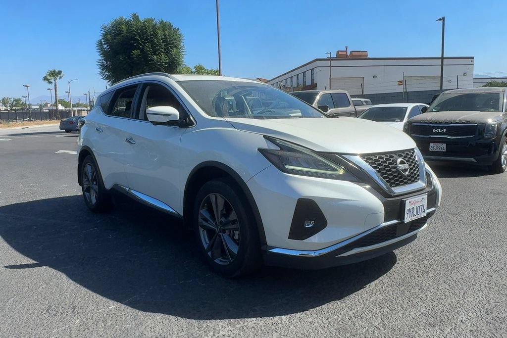 Used 2023 Nissan Murano Platinum w/ Cargo Package FWD image 3