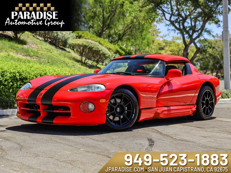 Used 1994 Dodge Viper RT/10 RWD image 1