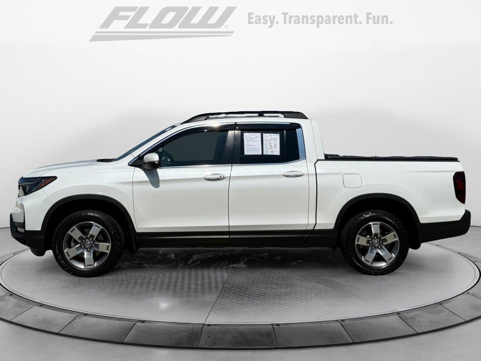 Certified 2025 Honda Ridgeline RTL image 5