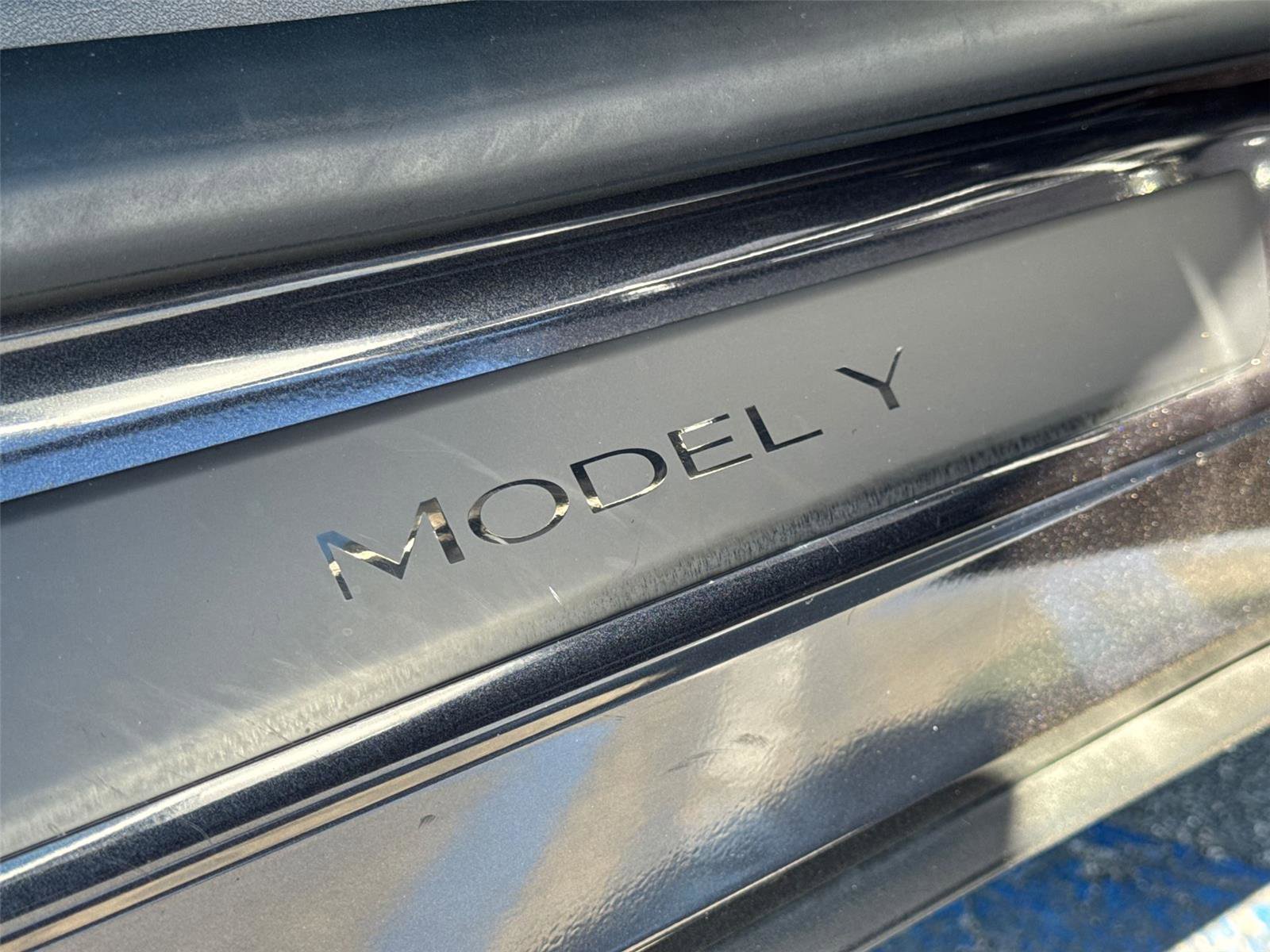 Used 2024 Tesla Model Y Long Range image 19