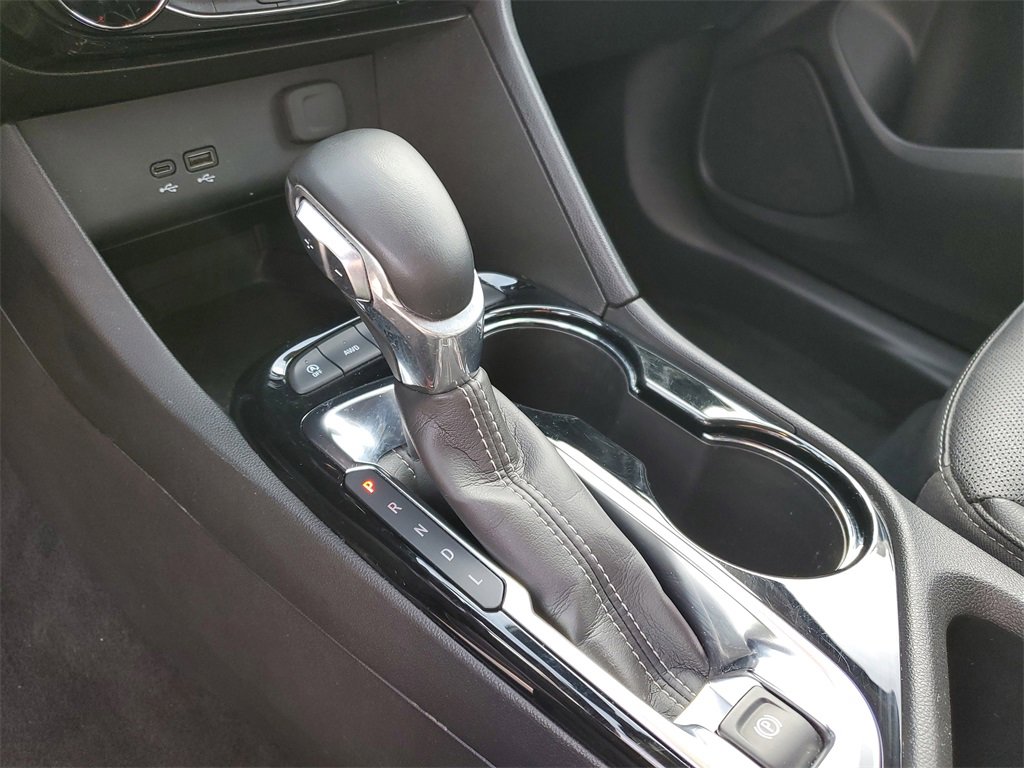 Used 2024 Buick Encore GX Sport Touring image 27