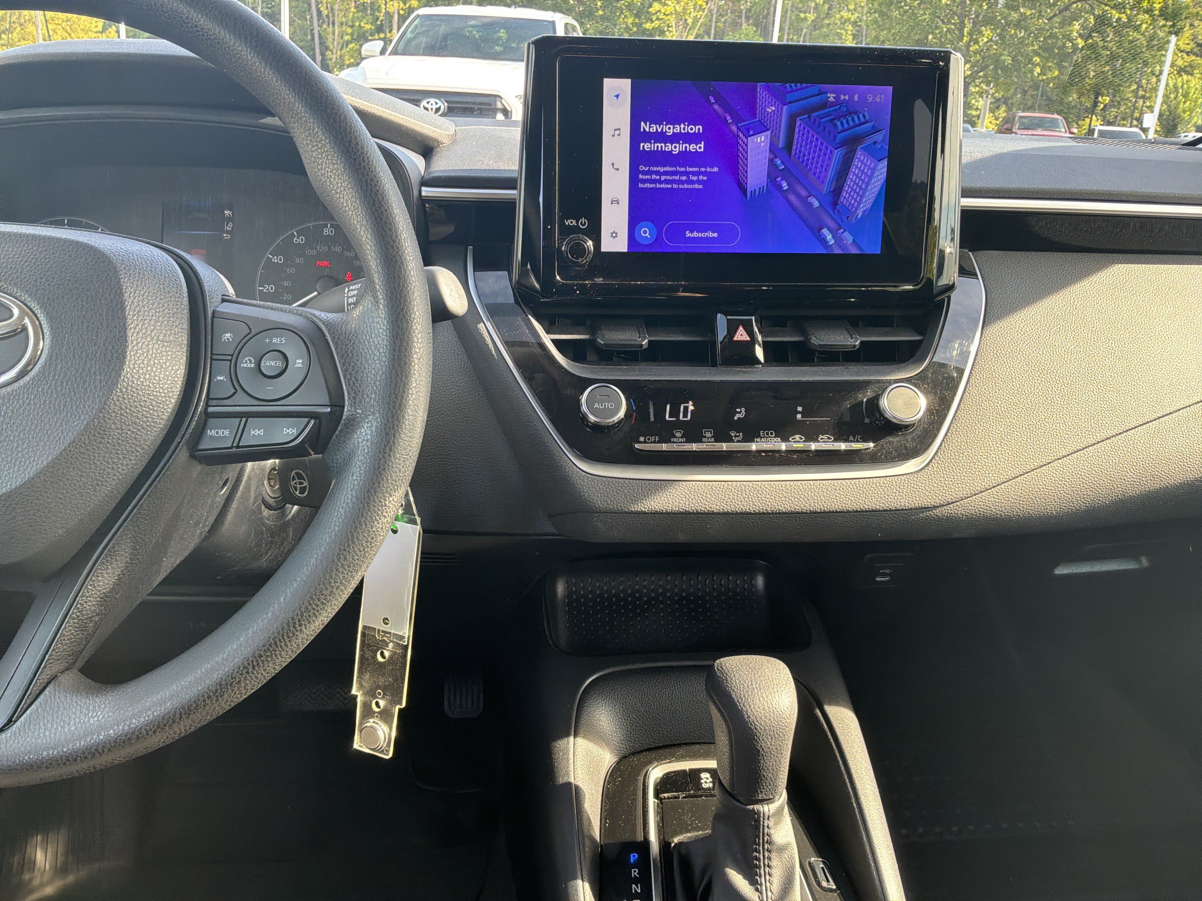 Used 2023 Toyota Corolla LE FWD image 29
