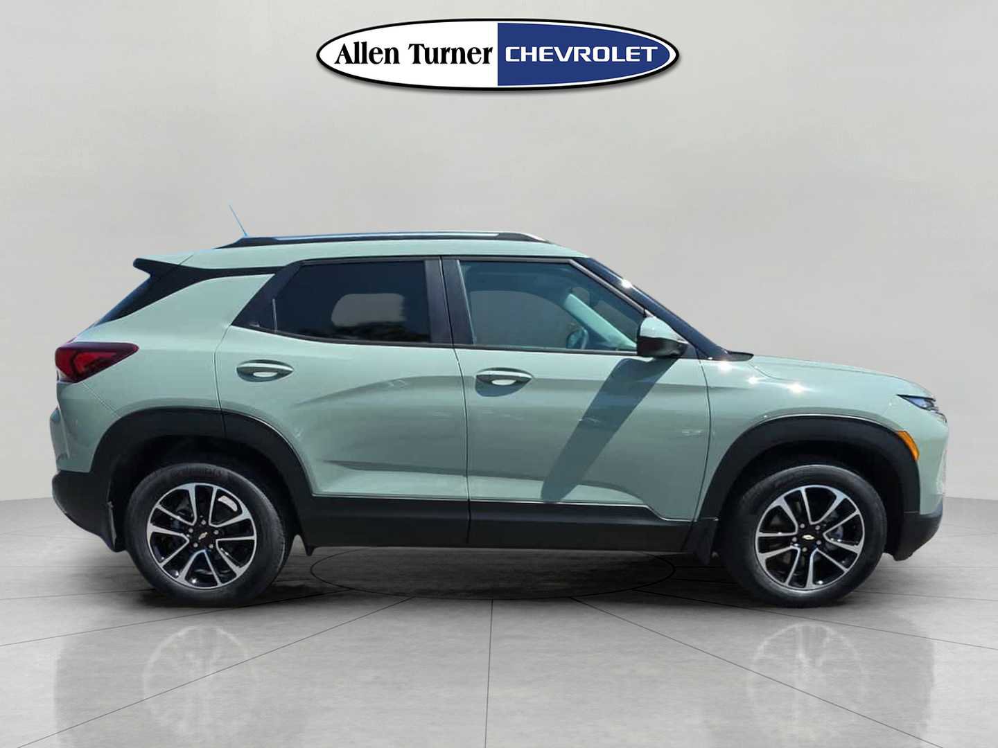 New 2026 Chevrolet TrailBlazer LT w/ Convenience Package image 3